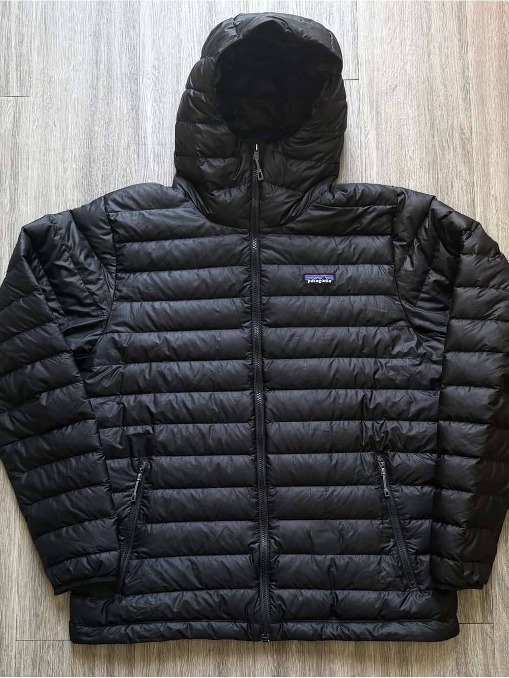 Patagonia Down Sweater Hoody Mens Large Black Hooded Puffer Jacket STY84701